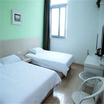 Motel 168 Shanghai Pudong Huinan Metro Station Tesco Esterno foto